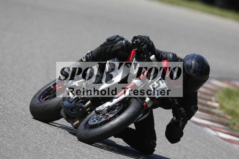 Archiv-2025/44 09.08.2025 Plüss Moto Sport ADR/Einsteiger/54